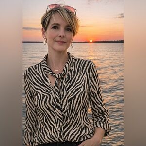 Noir Zebra-Print Blouse – Size M